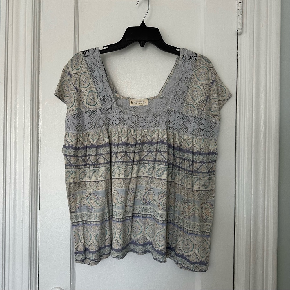 Lucky Brand Bohemian Patterned Top with Lace Detail Size Medium M New With Tag